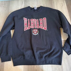 Harvard Pullover Sweatshirt